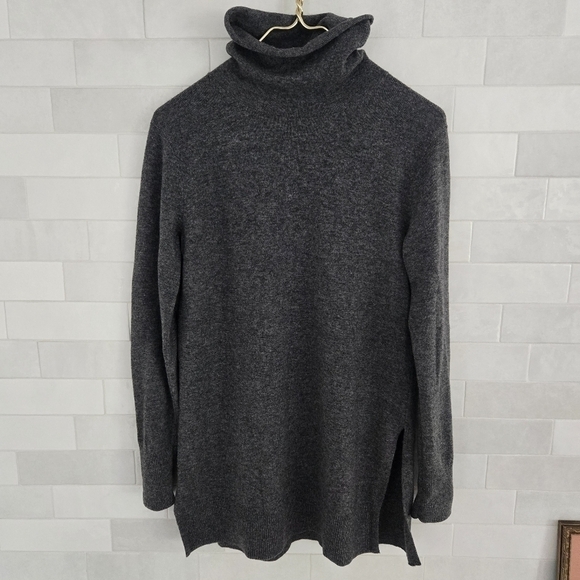 NWT Ann Taylor Wool Blend Turtleneck Tunic Sweater Gray Melange Long Sleeve Top - Picture 1 of 6